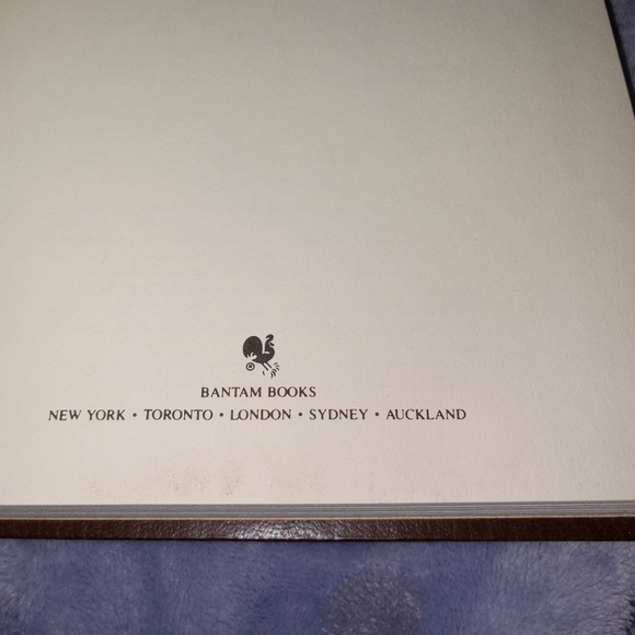 1983 Faux Leather Hardcover Law of the Desert Born by Louis L'Amour - Picture 11 of 14